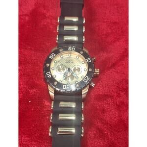 Invicta Pro Diver 20281 Chronograph Watch Quartz Black Gold 100M Date -READ!